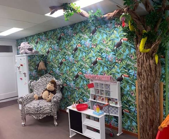 Een levensechte boom in de opvang 😉