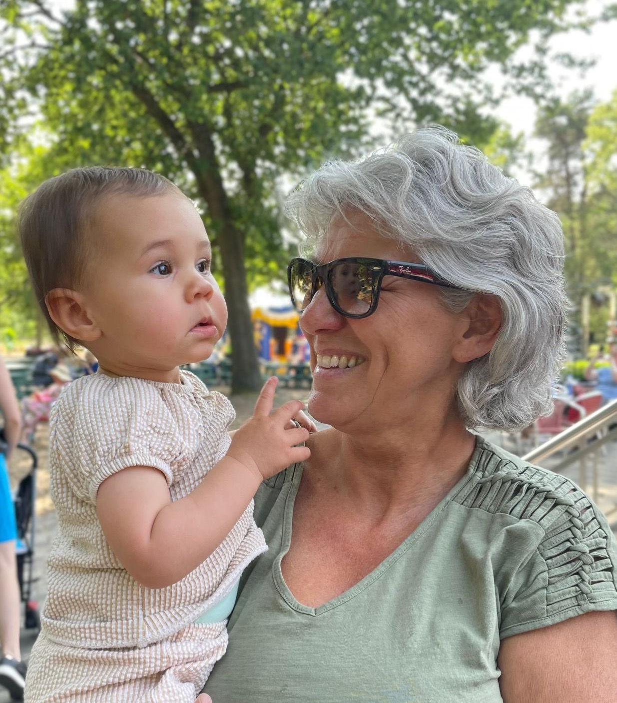 Dit ben ik met mijn kleindochter