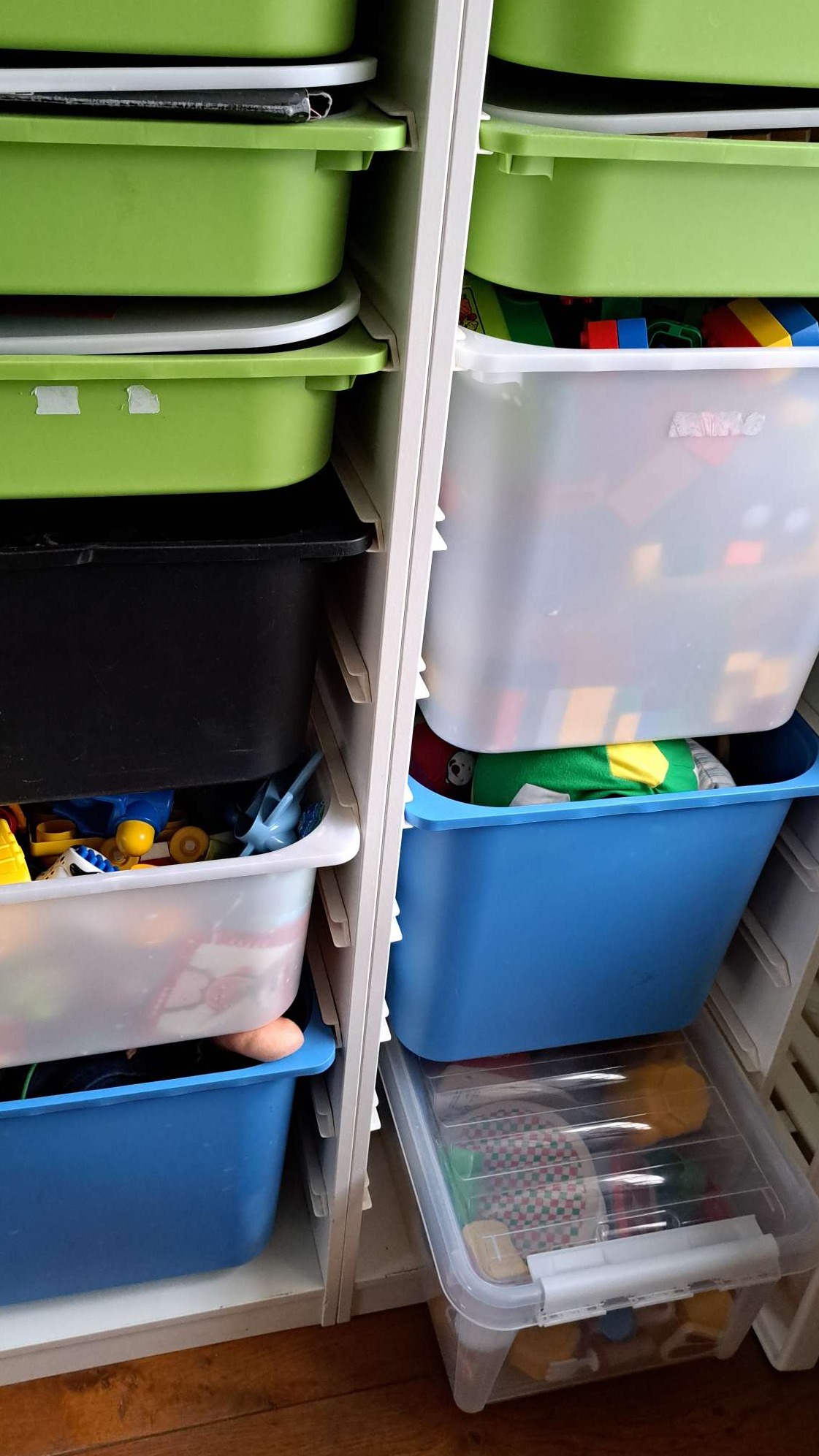 Divers uitdagend speelgoed 