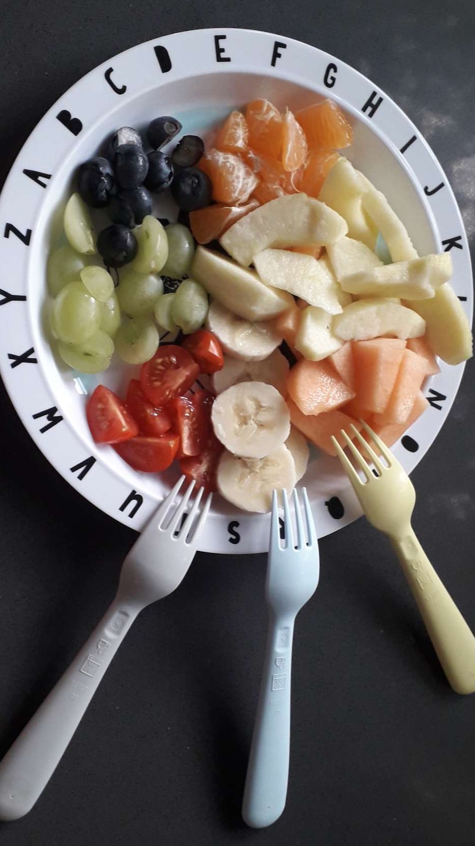 Altijd fruit en rauwkost staan op het me