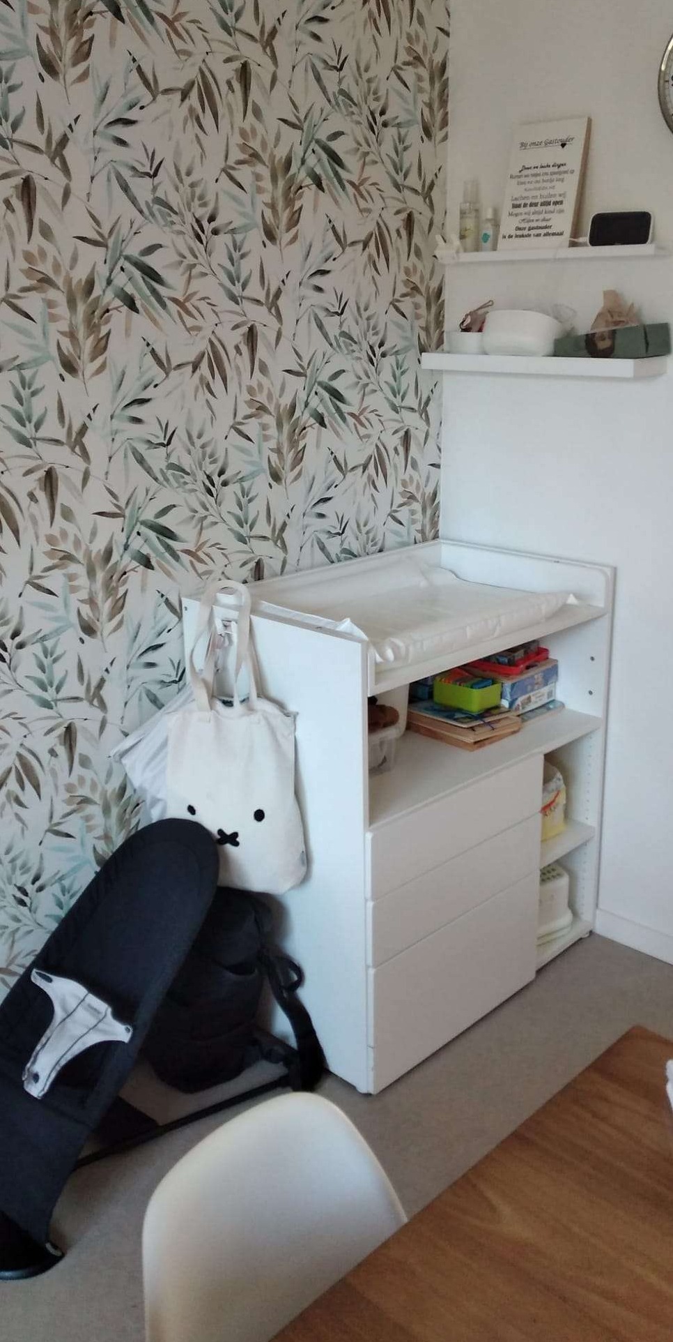 Verschoonplek eettafel/keuken